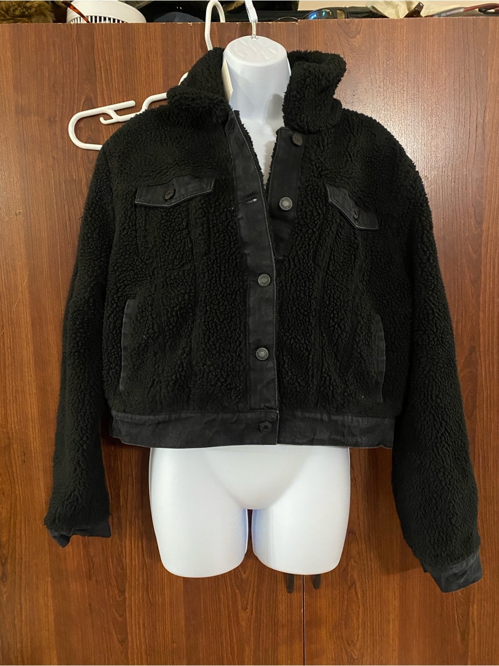 Kancan cropped Women’s Black Jacket - Cozy Button-Up Coat